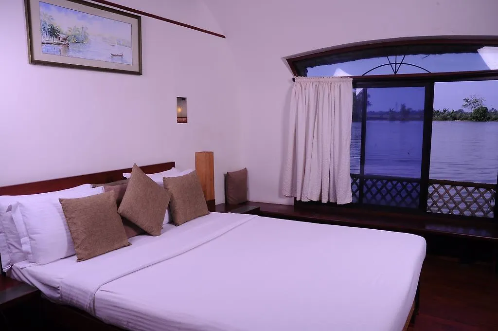 Xandari Riverscapes Alappuzha 3*,