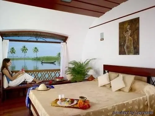 Xandari Riverscapes Alappuzha 3*,